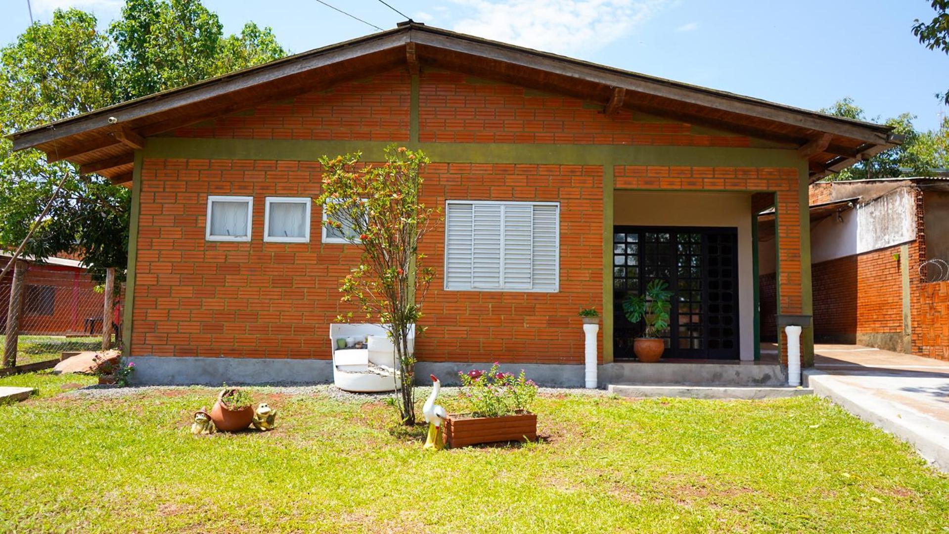 Iguazu Alojamiento "La Casa" بويرتو إجوازو الغرفة الصورة